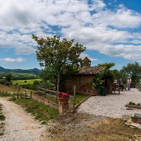 Podere Fornace Bed and Breakfast Nottola